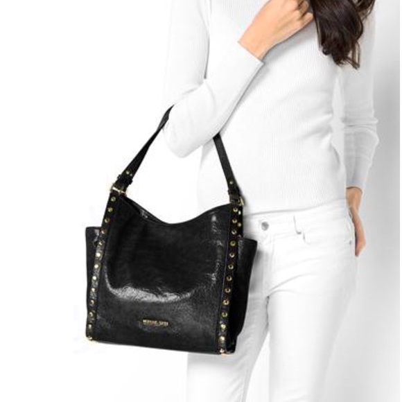 Micheal Kors Newbury Black Leather Tote Gold Studs - Picture 5 of 7